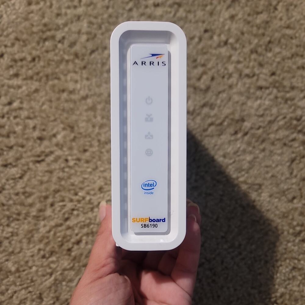 ARRIS SURFboard DOCSIS 3.0 Cable Modem - SB6190